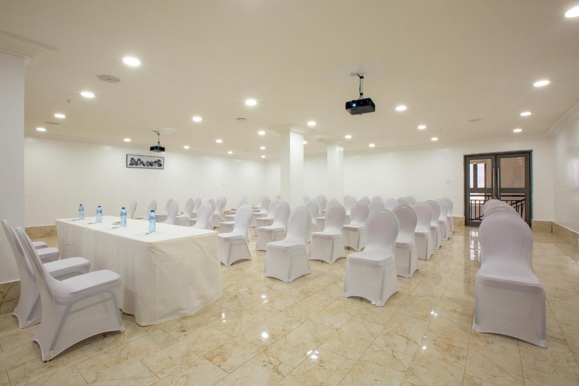 Johnwood Hotel By Bolton Αμπούζα Εξωτερικό φωτογραφία