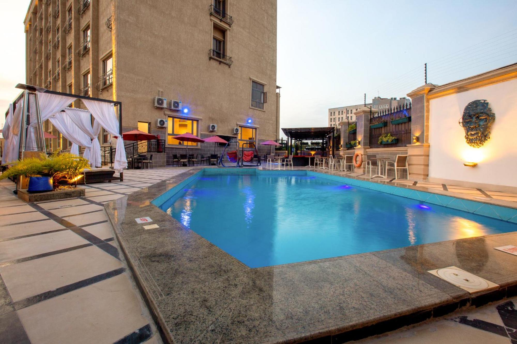 Johnwood Hotel By Bolton Αμπούζα Εξωτερικό φωτογραφία