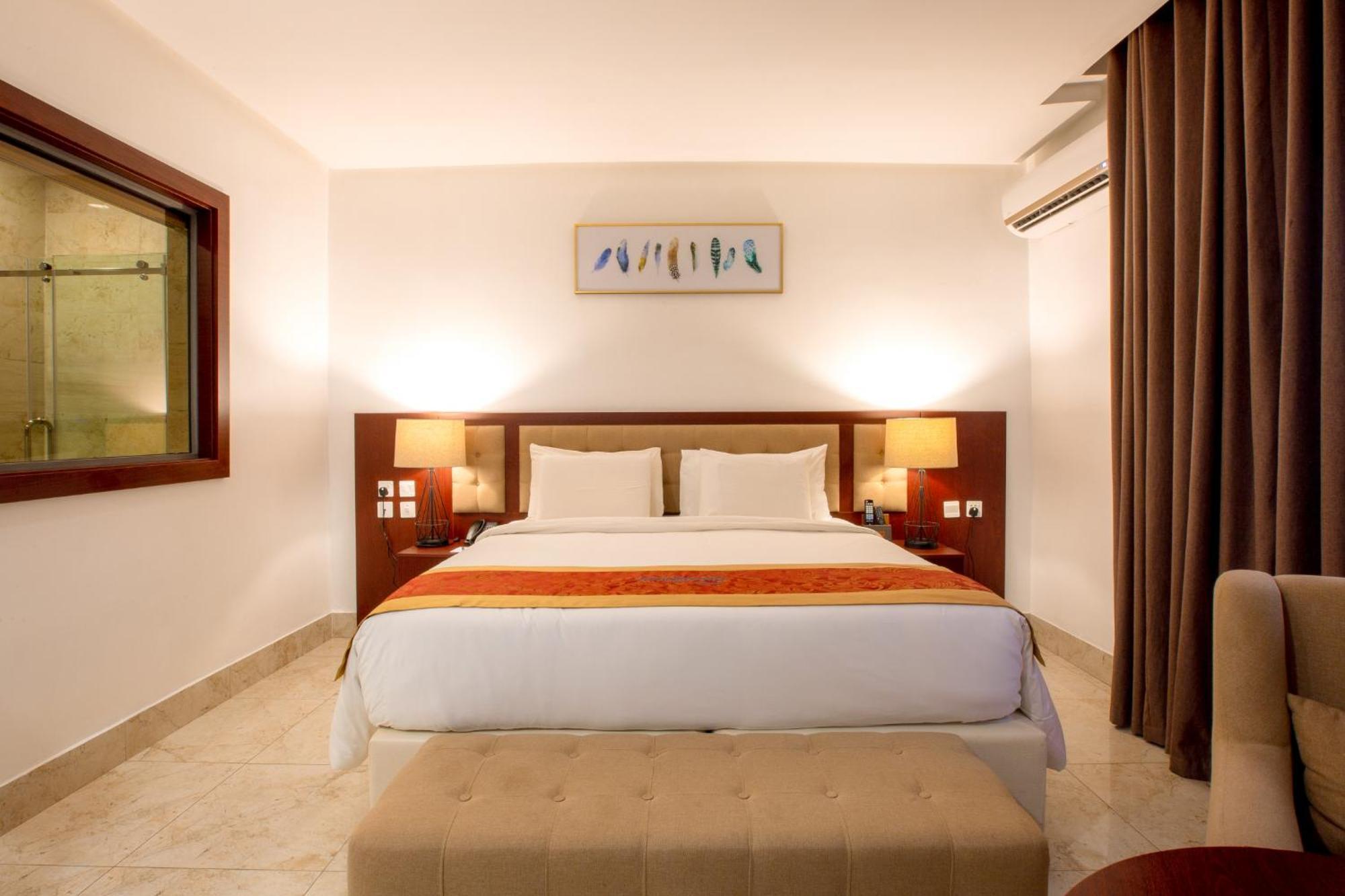 Johnwood Hotel By Bolton Αμπούζα Εξωτερικό φωτογραφία