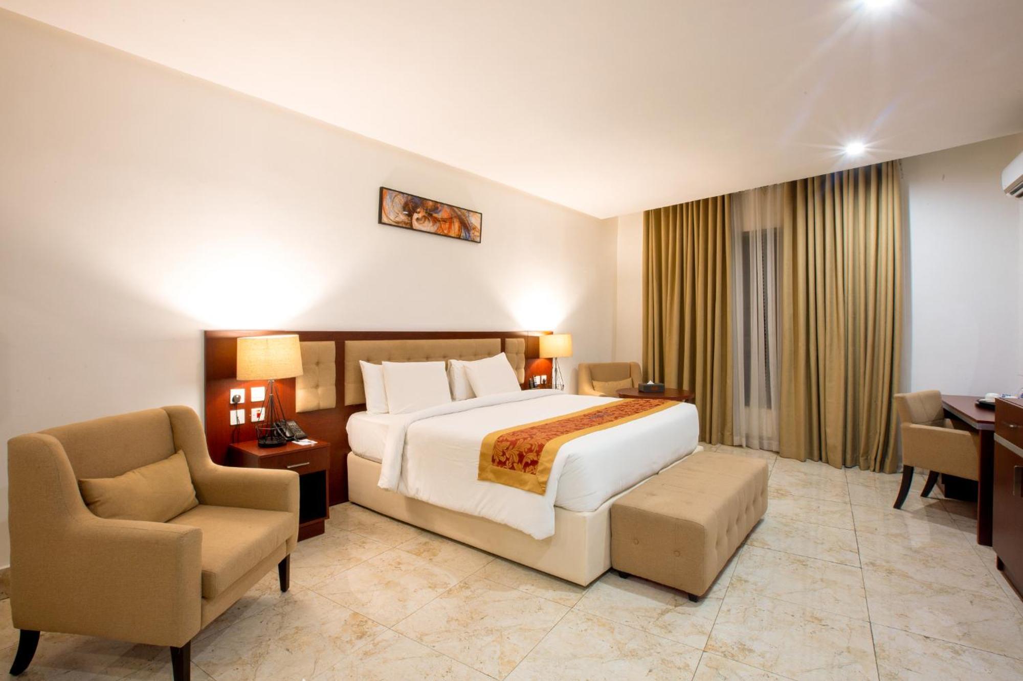 Johnwood Hotel By Bolton Αμπούζα Εξωτερικό φωτογραφία