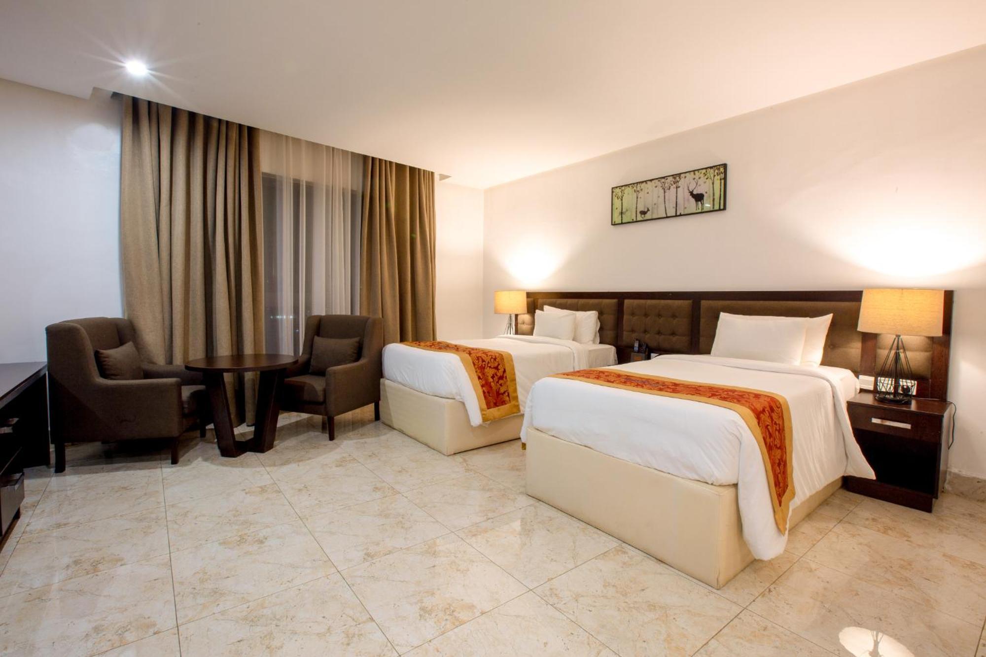 Johnwood Hotel By Bolton Αμπούζα Εξωτερικό φωτογραφία